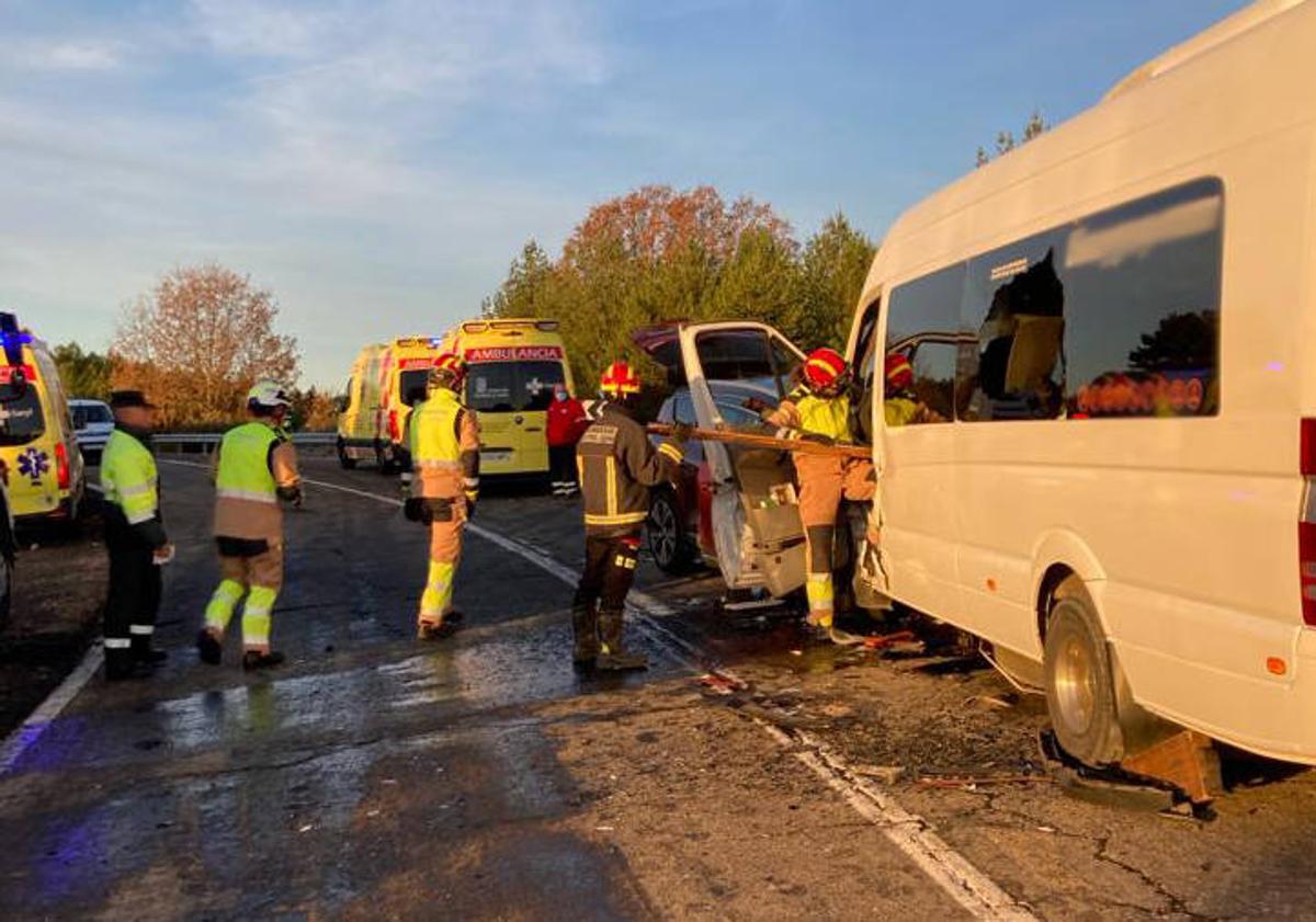 Imagen principal - Accidente en la N-621.