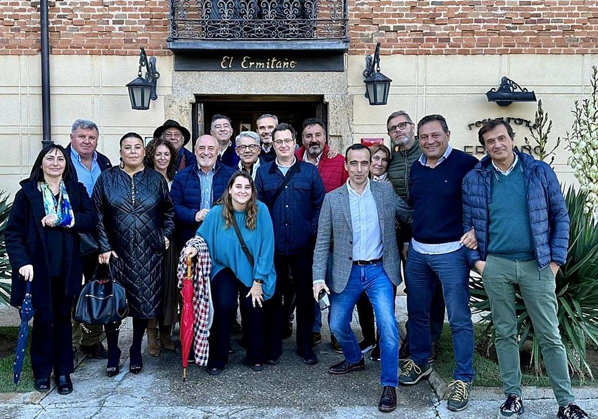 Foto de familia de las DO de la comunidad.