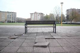 El estado del Parque de la Tolerancia es un peligro para mayores y niños.