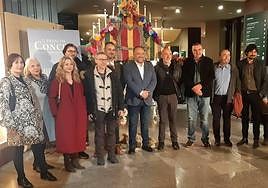 Foto de familia de los premiados en los Premios Concejo.