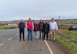 Roberto Aller visita la carretera LE-6415.