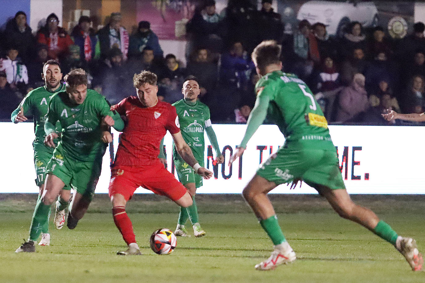 Las mejores imágenes del Atlético Astorga-Sevilla de Copa del Rey