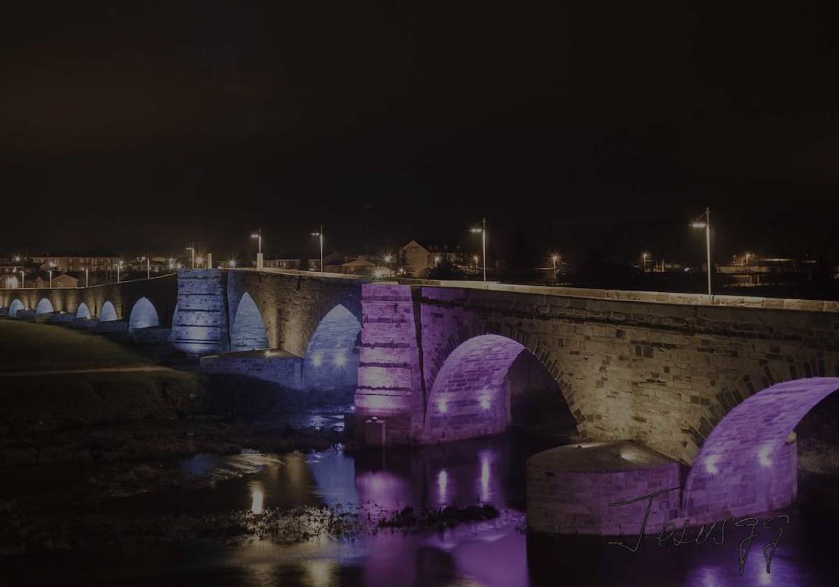 El puente de Hospital, preparado para dar la bienvenida al 2024.