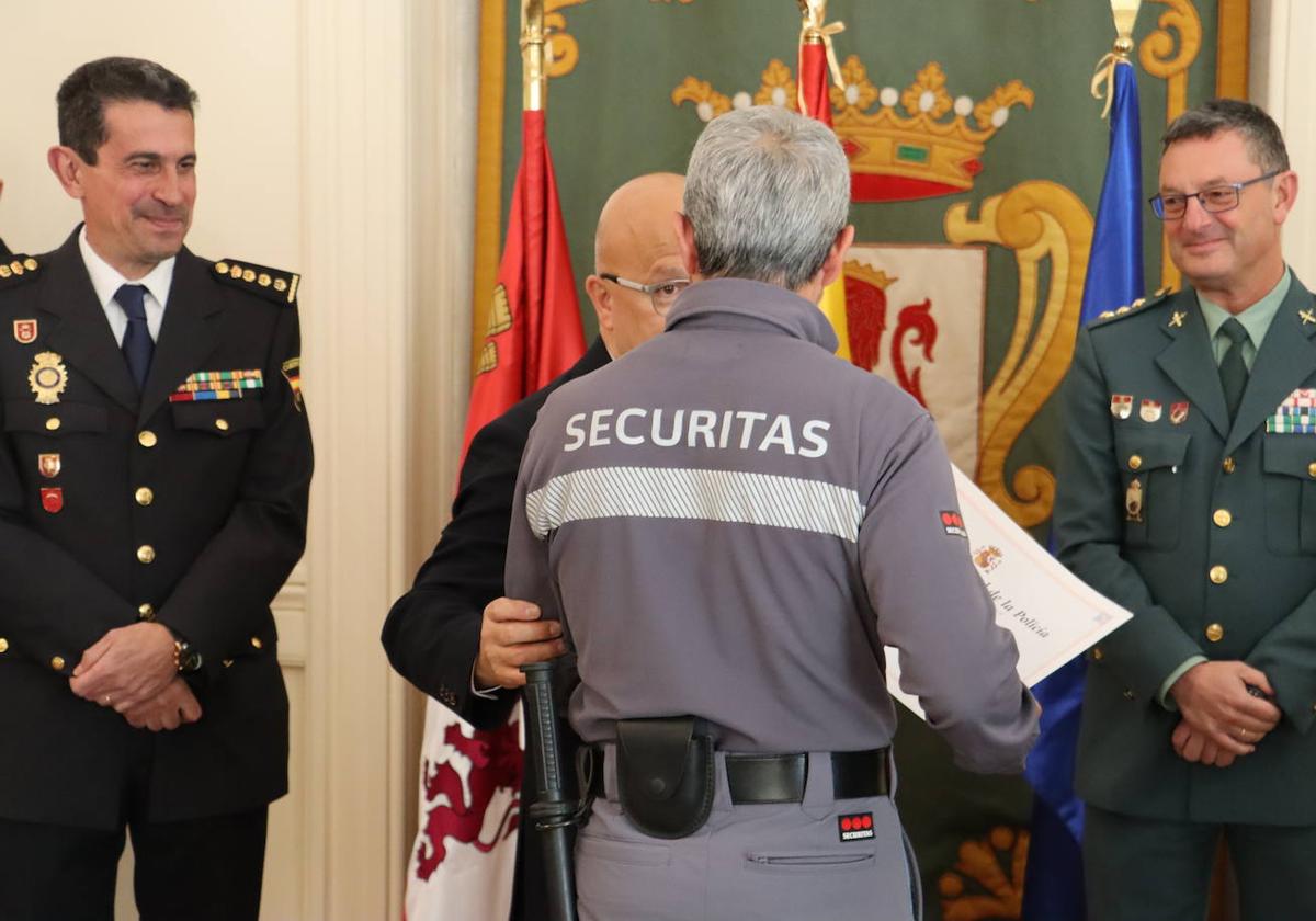 Menciones honoríficas a la seguridad privada leonesa