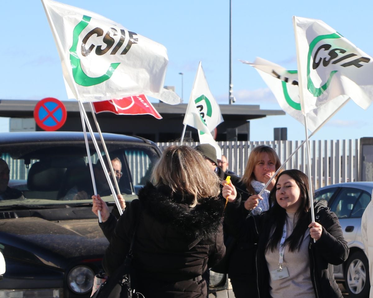 Movilizaciones de los trabajadores del Centro Estrada de León