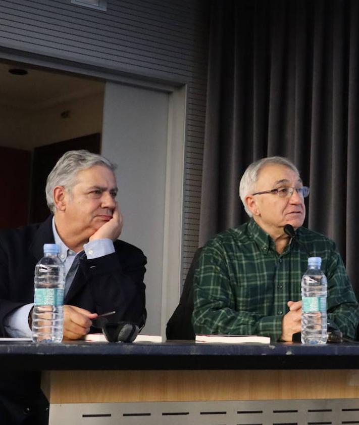 Imagen secundaria 2 - «León ha recibido en estos 40 años un trato neocolonialista que nos lleva a una cacotanasia»