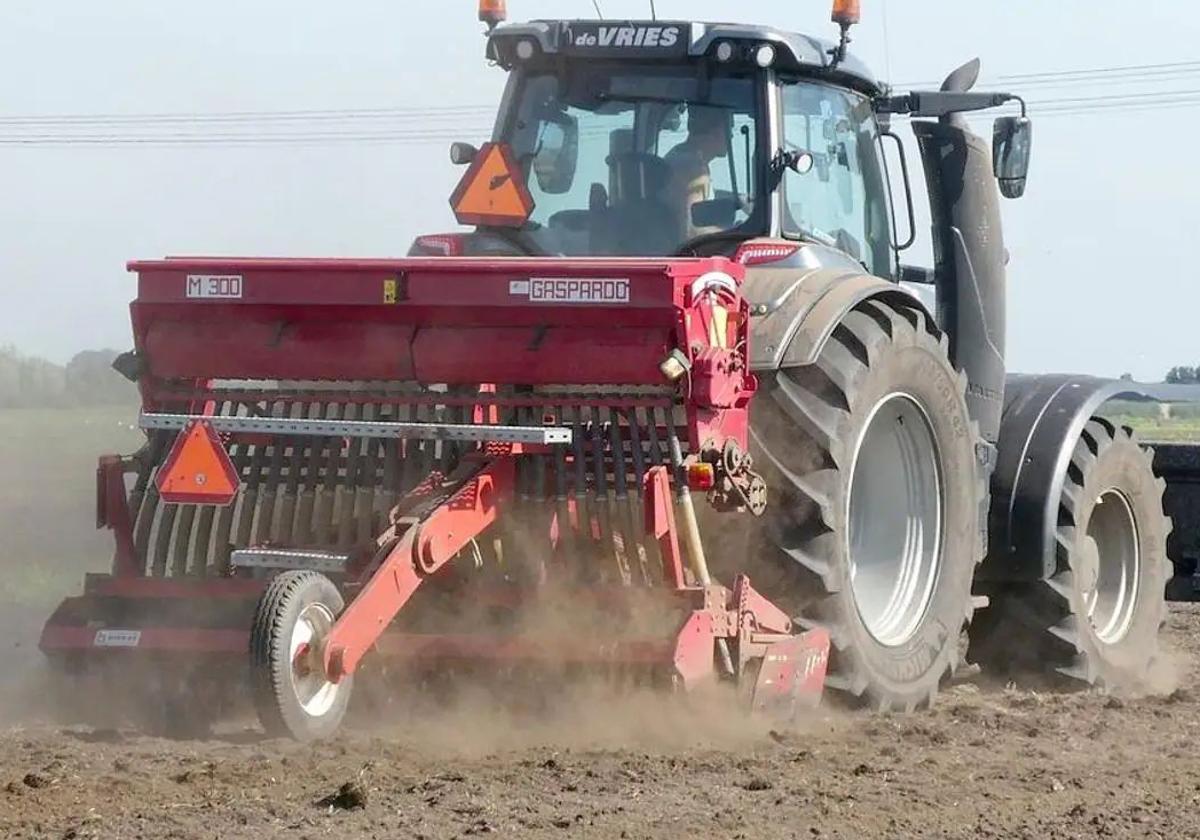 El campo leonés reduce un 19% el consumo de gasóleo en los diez primeros meses del año