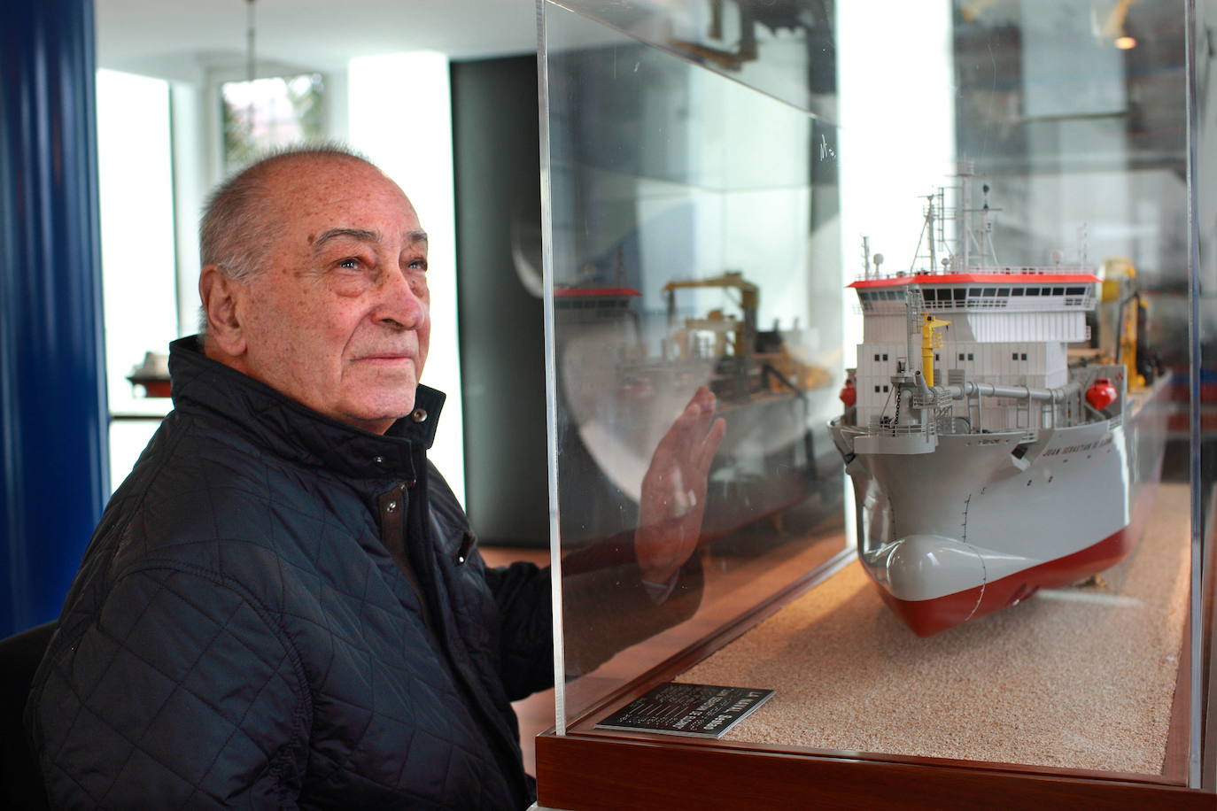 Nicolás Redondo durante una visita el museo de La Naval de Sestao, Vizcaya, en abril de 2011. 