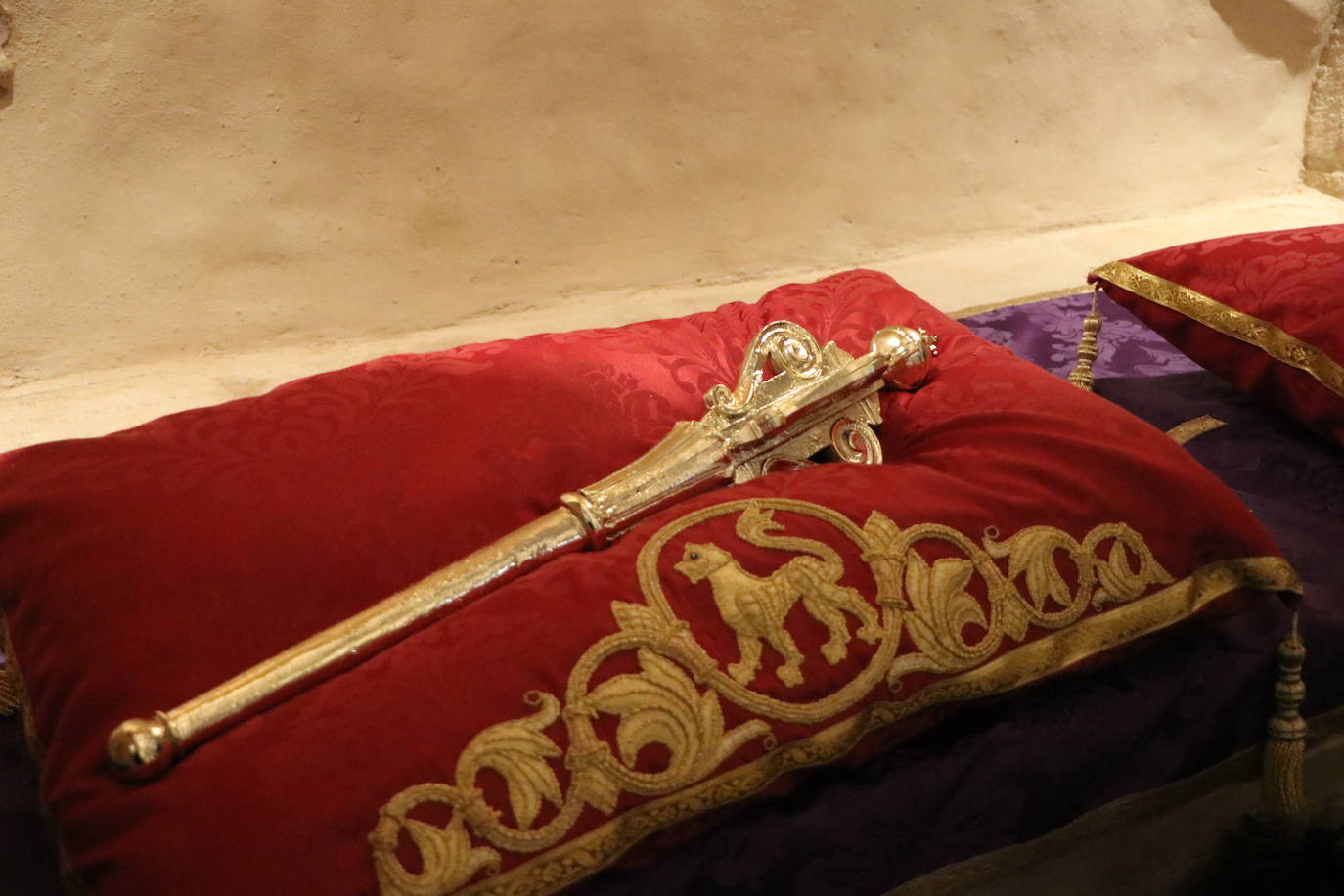 Cuarto Turno de Vela en honor a los reyes de León