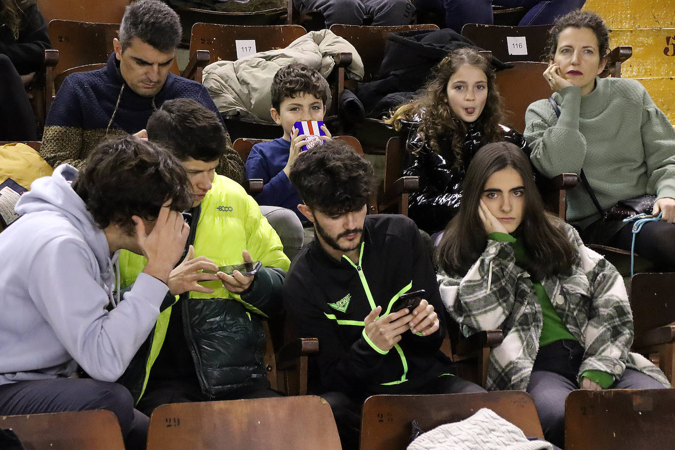 Partido correspondiente a la jornada 12 de la Liga EBA.