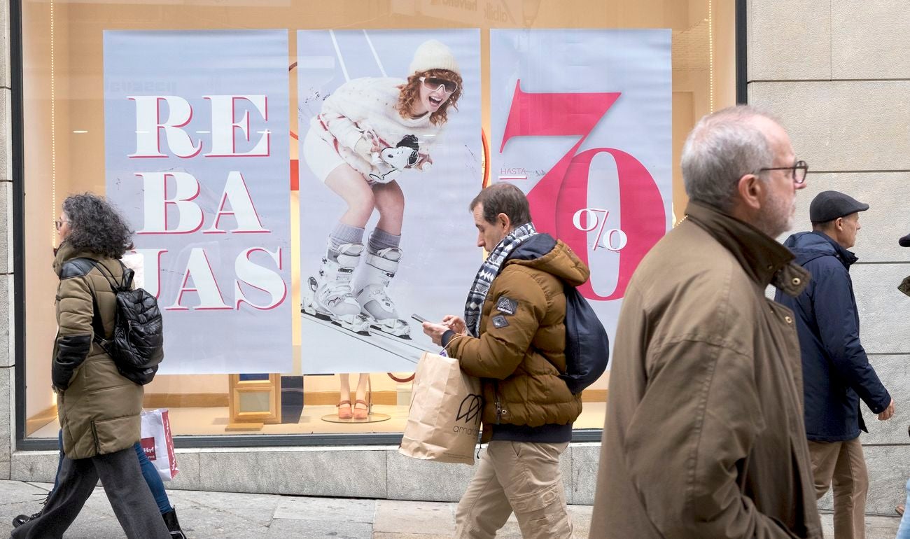 Las rebajas llegan con un gasto medio de 130 euros y 860 contrataciones en la provincia. 