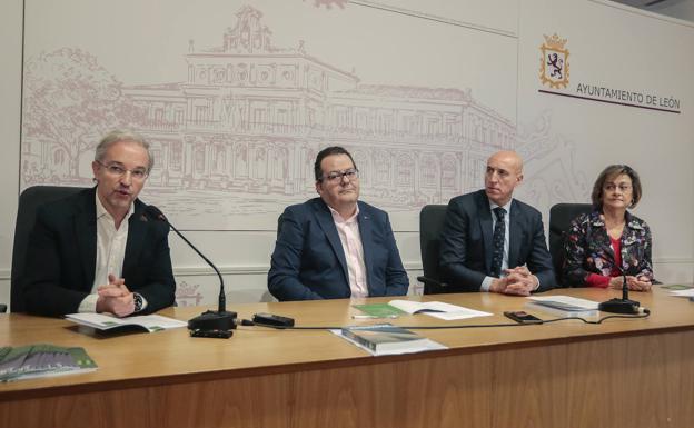 Imagen principal - Rueda de prensa para presentar el ciclo de música histórica de León.