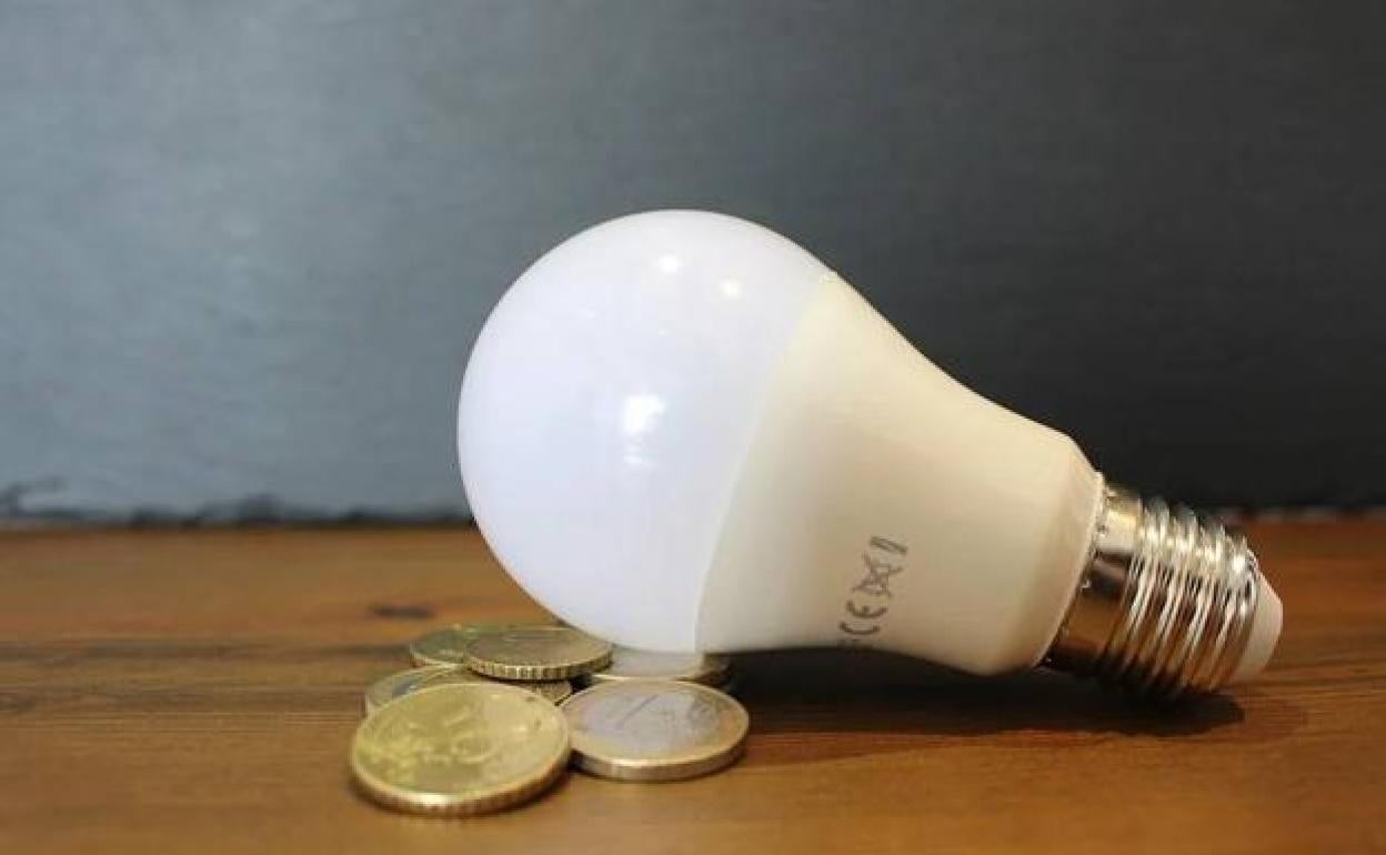 La luz mantiene su subida de precio en este comienzo de año.