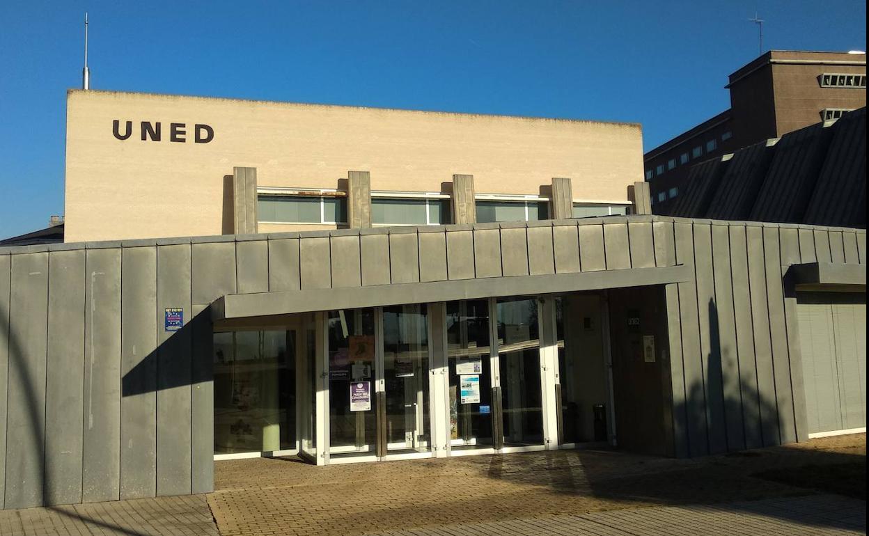 Centro asociado de la Uned en Ponferrada.