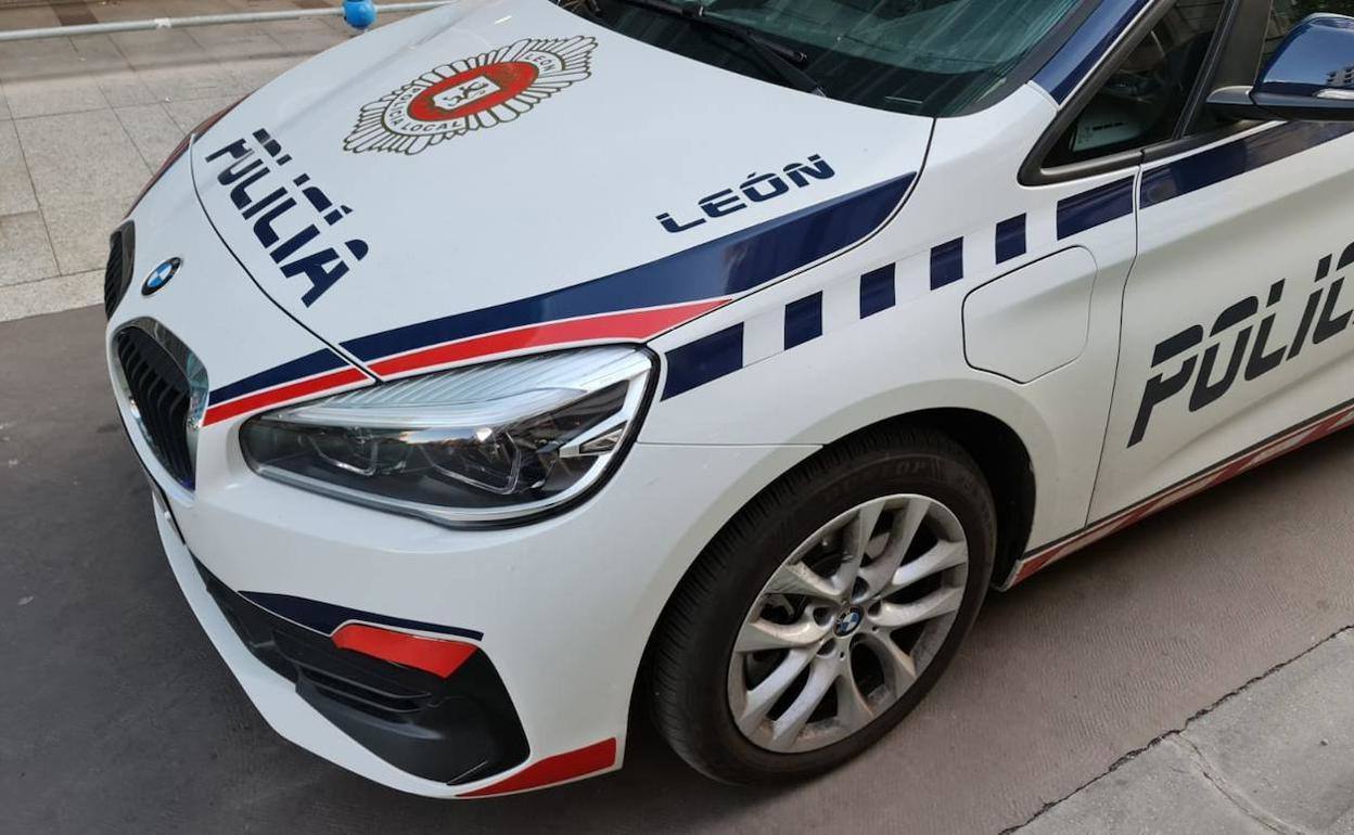 Un vecino de León reduce a un ladrón que le estaba robando en su coche.