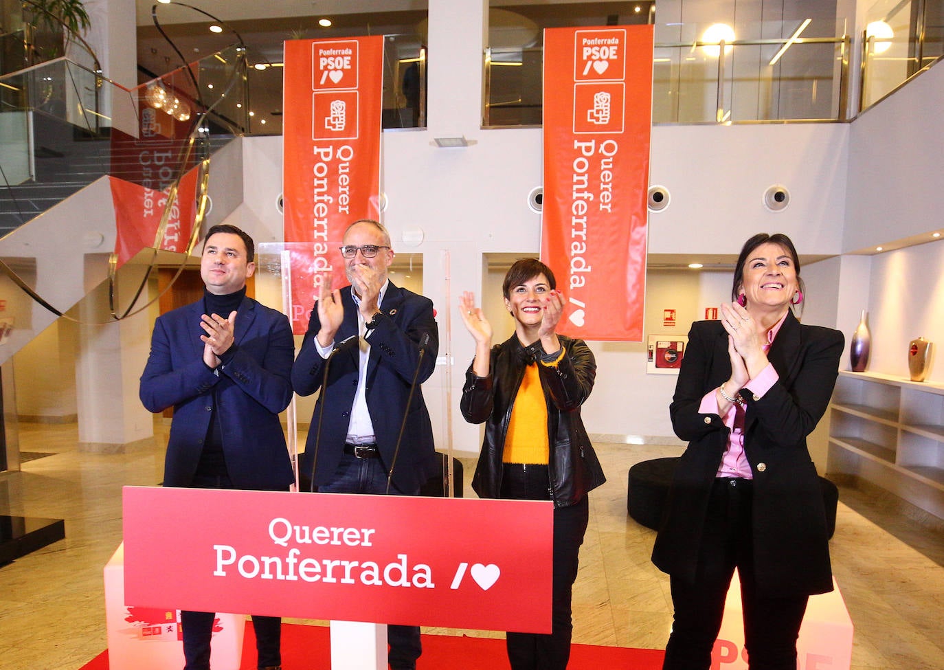 La ministra Isabel Rodríguez presenta la candidatura a la reelección del alcalde de Ponferrada