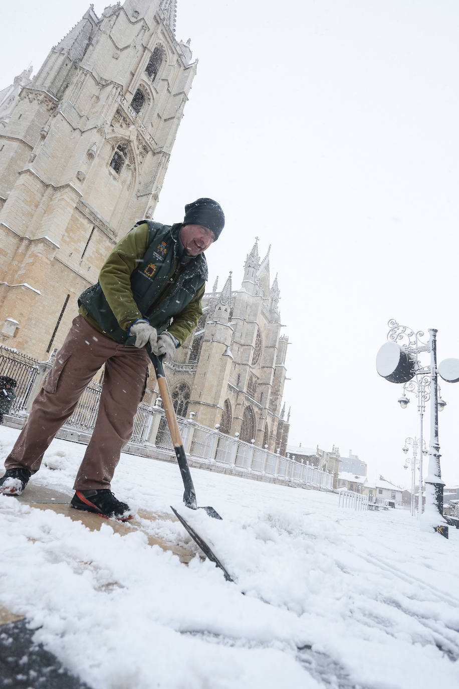 Fotos: Nieve en la capital leonesa