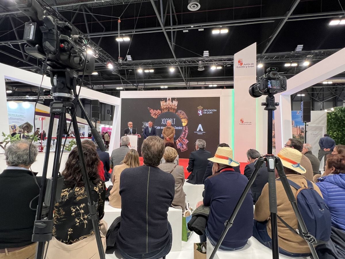 Astorga y la Diputación de León promocionan en Fitur una de las citas más relevantes de este 2023: Xocoalt Spain – Salón Internacional del Chocolate de Astorga