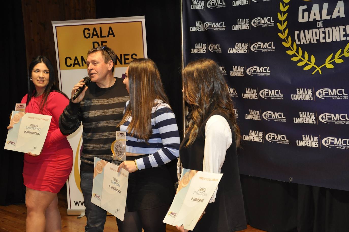 La Federación de Motociclismo de Castilla y León celebró la segunda gala del motor en Valencia de Don Juan.