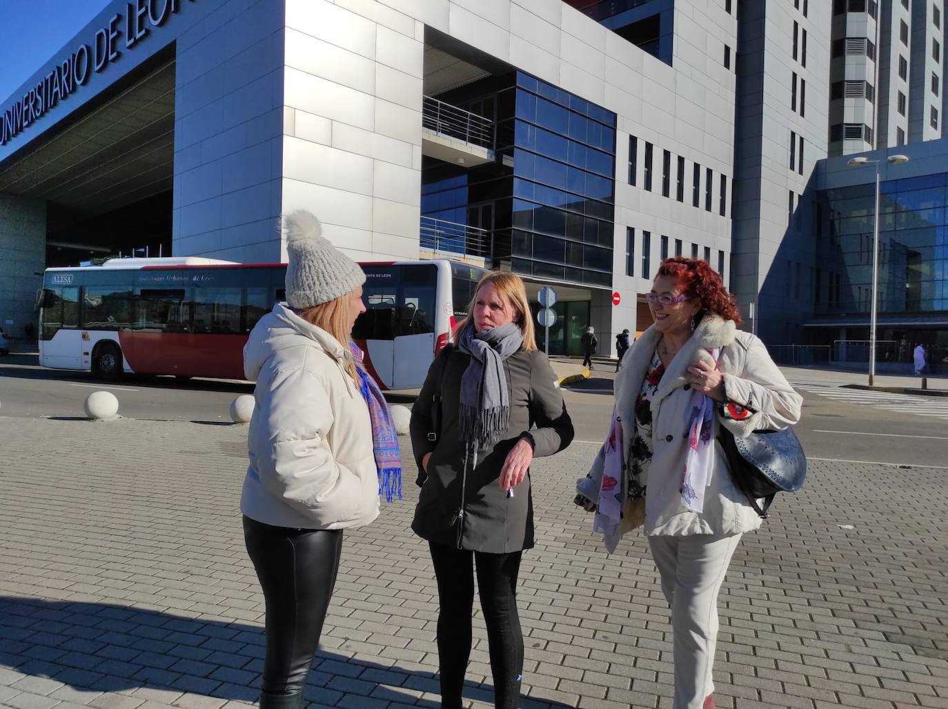 La Asociación 'Somos Diversos' denuncia que el Hospital no da asistencia bucodental a los niños discapacitados en León