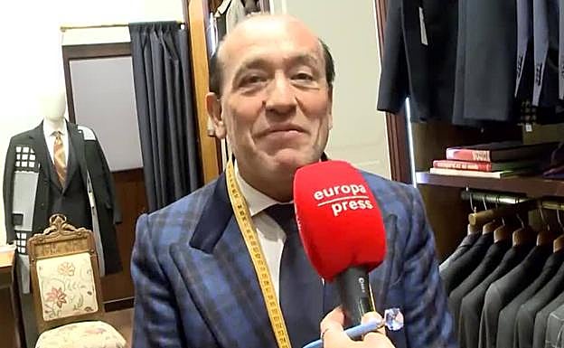 Félix Ramiro quiere vestir a Íñigo Onieva de novio