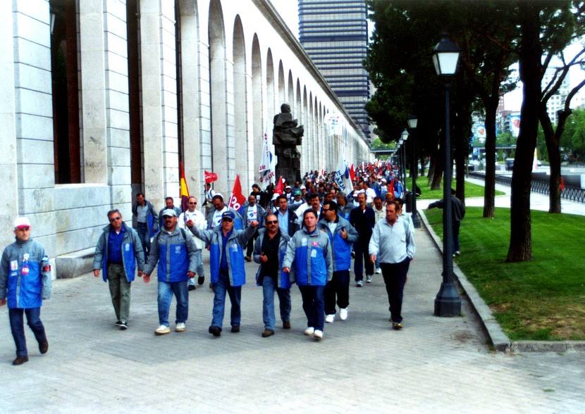 Durante seis meses los trabajadores vivieron frente al Ministerio de Economía. 