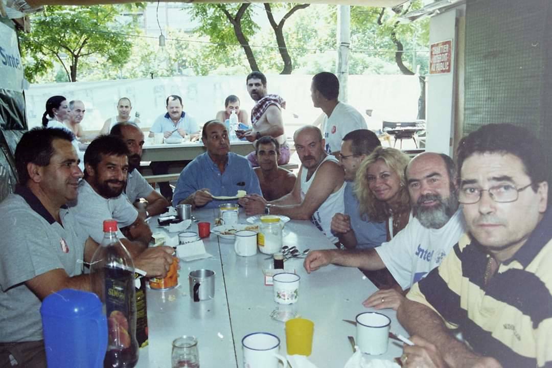 Durante seis meses los trabajadores vivieron frente al Ministerio de Economía. 