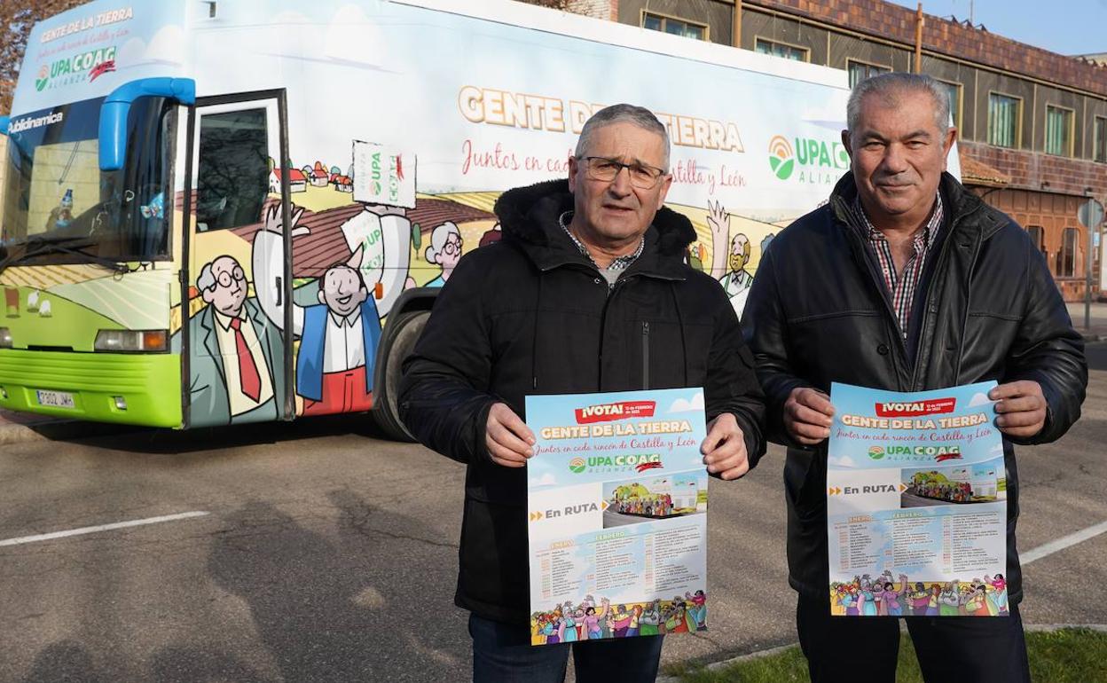 Los máximos responsables de la Alianza UPA-COAG en Castilla y León, Aurelio González y Lorenzo Rivera, presentan su 'Roadshow' para las elecciones agrarias del 12 de febrero.