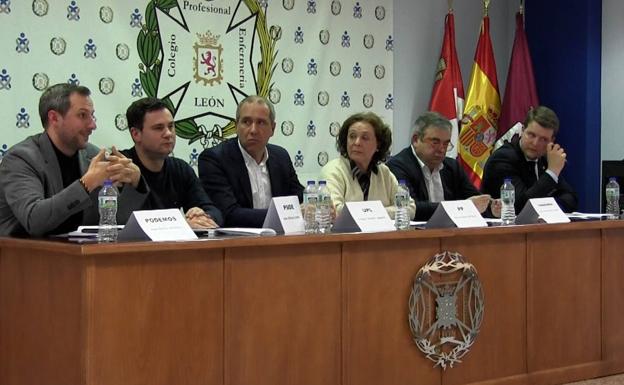 Los seis representantes políticos, en el debate organziado por ColproLeón.