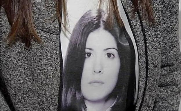 La imagen de Sheila Barrero en una camiseta. 