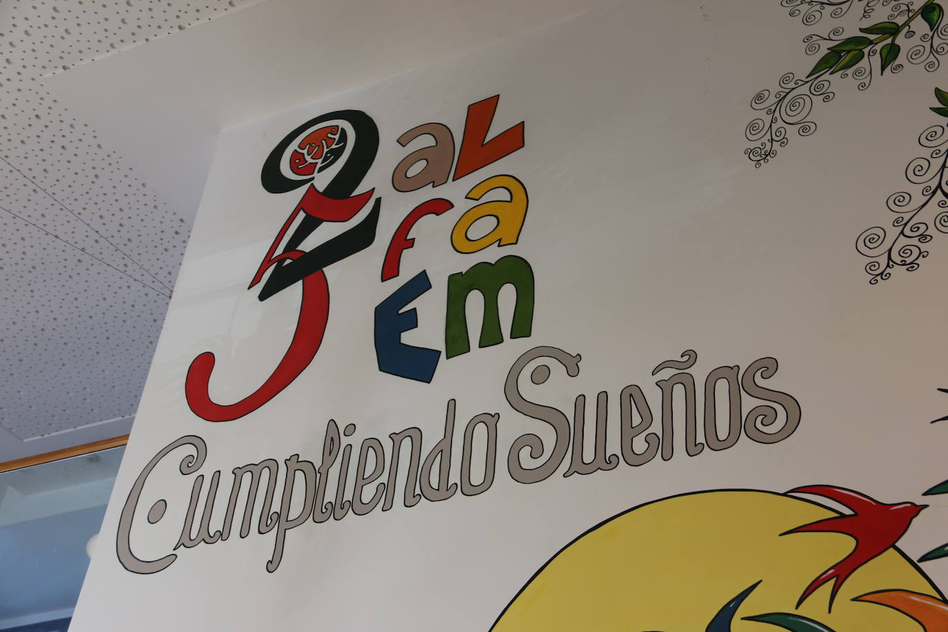 La consejera de Isabel Blanco visita el Centro Salud Mental León.