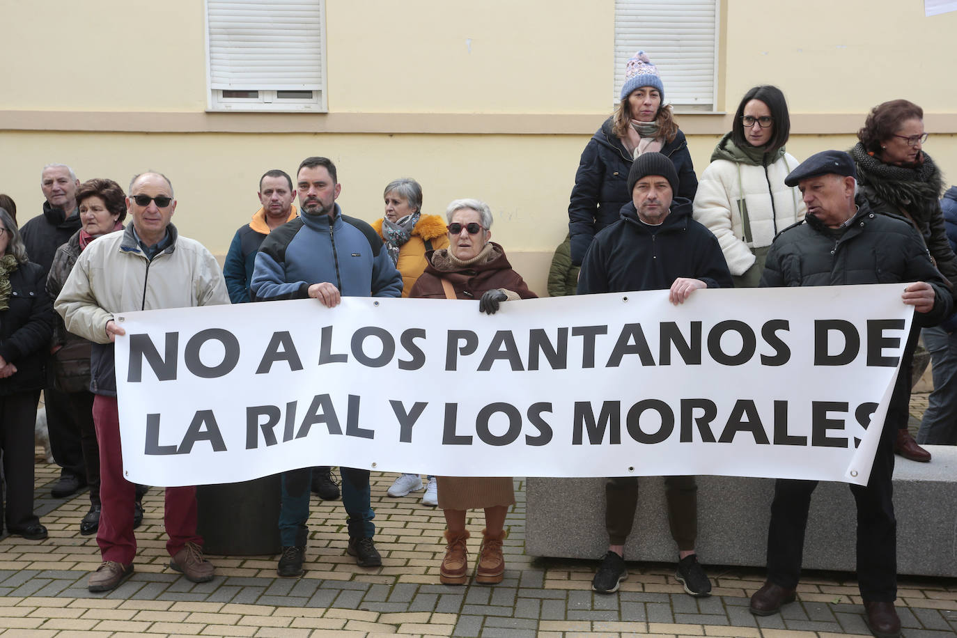 Reunión de alcaldes contra los pantanos La Rial y Los Morales. 