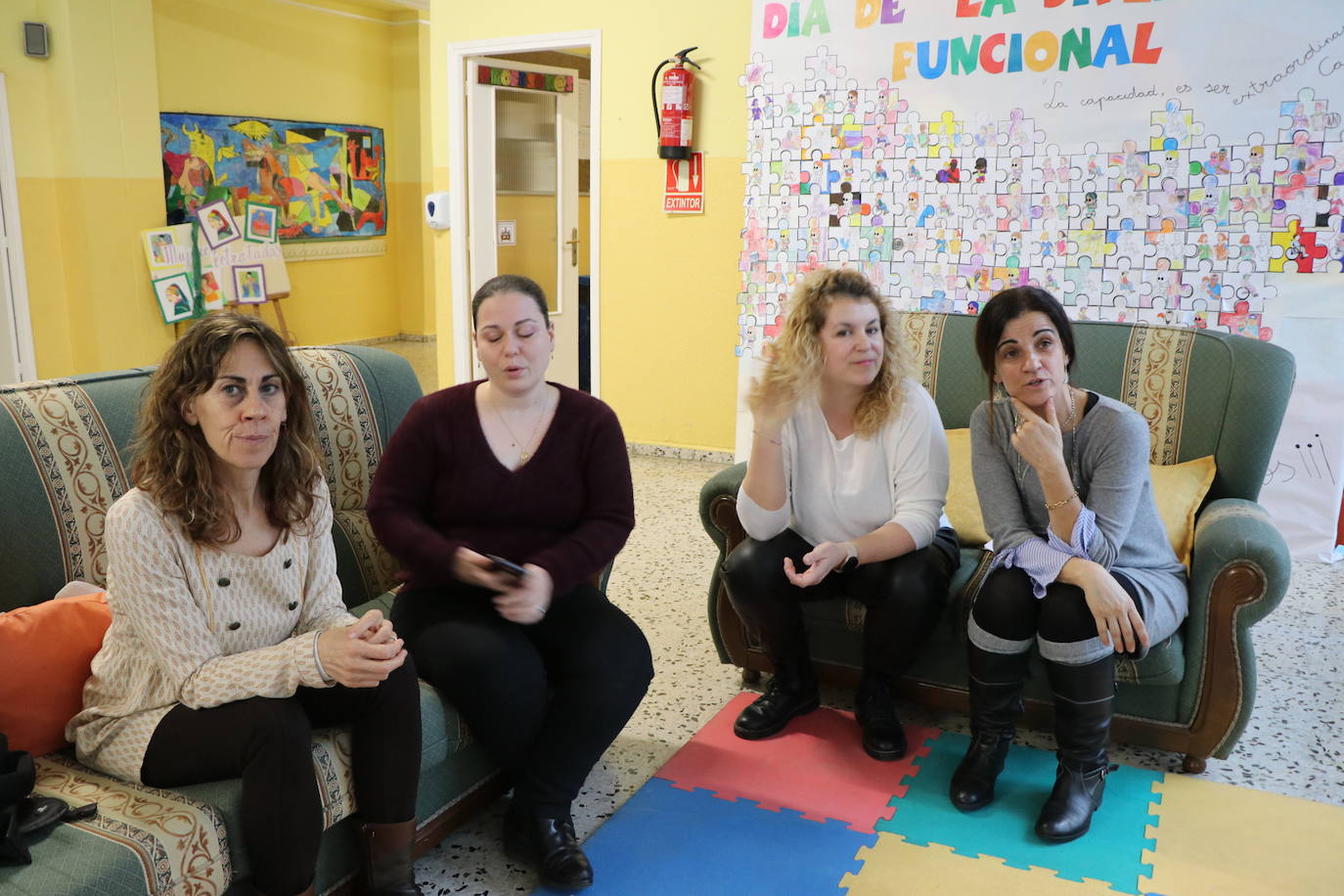 El 'Club del libro libre' del colegio Antonio González de Lama.