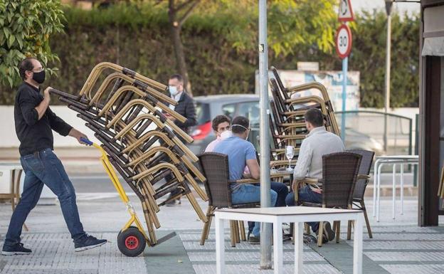 Izquierda Unida destaca que la subida del SMI beneficia a más de 150.000 trabajadores en Castilla y León.