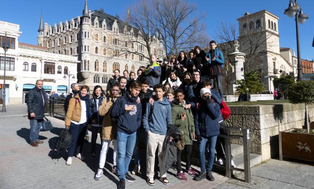 Los alumnos franceses en su intercambio en León. 