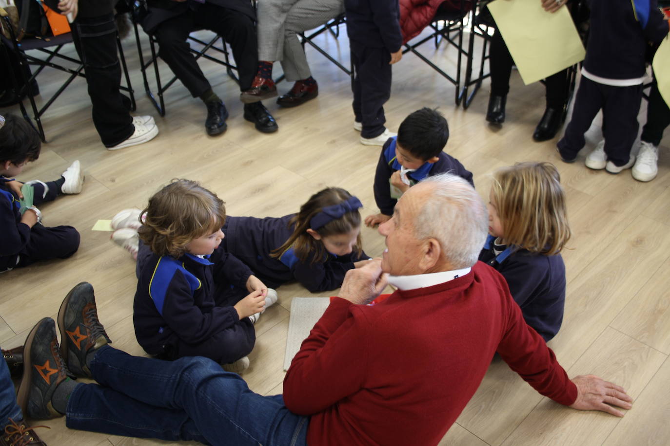 Después de tres años sin celebrarse ha vuelto el «Día de los abuelos» en el Peñacorada International School.