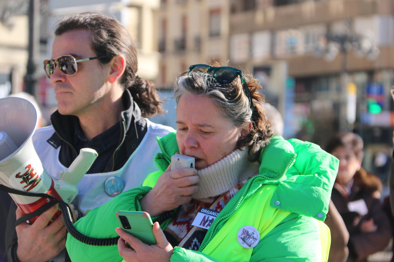 La Plataforma No a la Caza convoca en León una manifestación para exigir al Gobierno que modifique la Ley de Protección Animal e incluya en ella a perros como los galgos | EL 28 de febrero termina la temporada de caza con galgos y las asociaciones temen un «abandono masivo y asesinato» de estos animales.