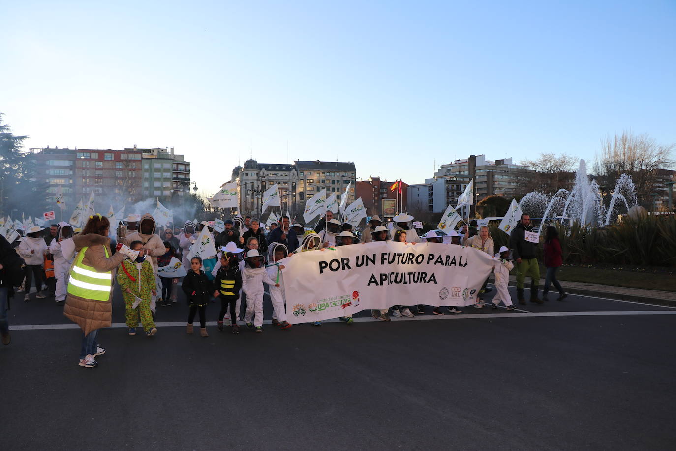 Organizaciones profesionales convocan una manifestación en León por una apicultura sostenible y rentable