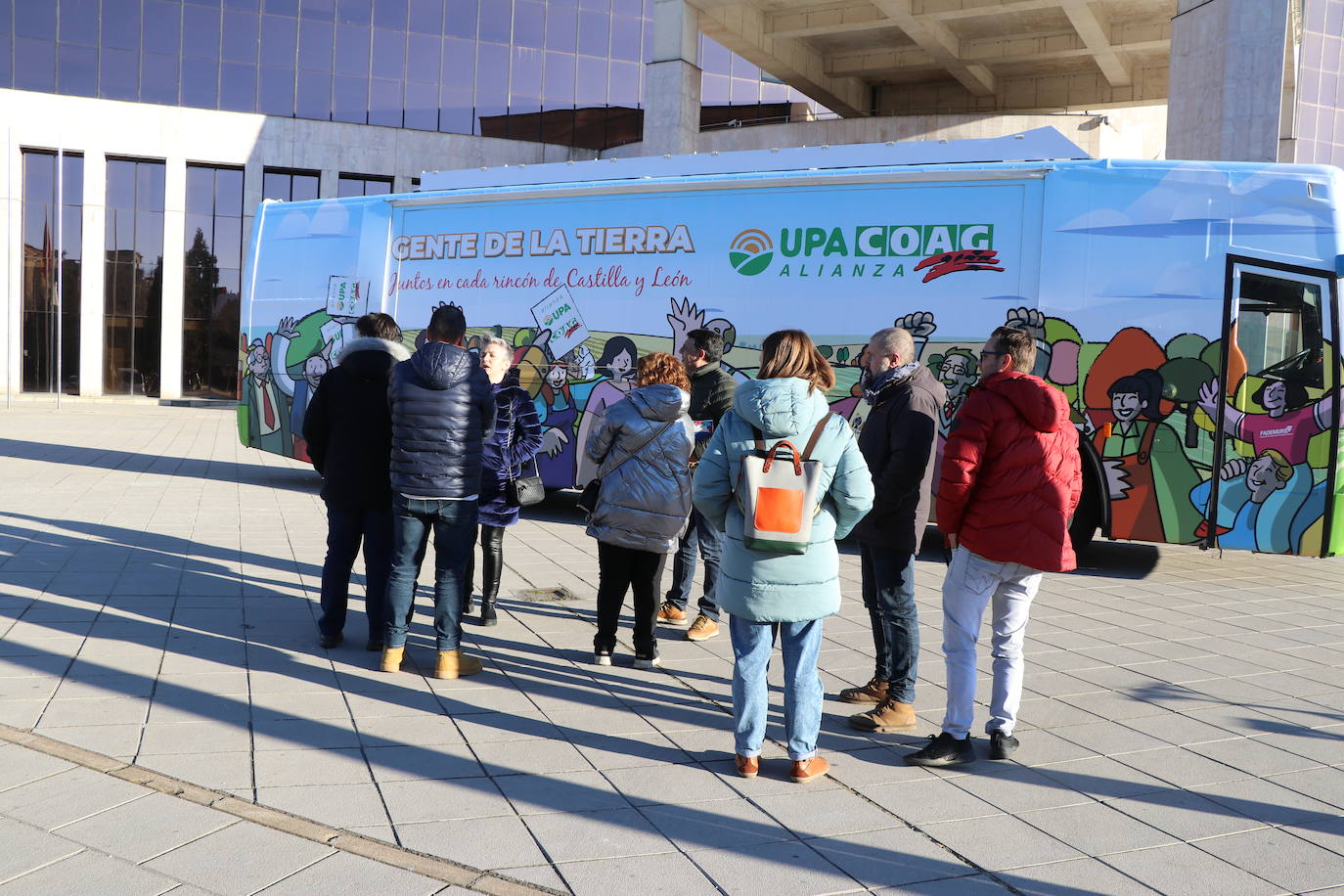 Presentación del autobús de la alianza Upa-Coag.