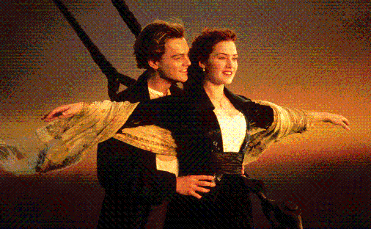 DiCaprio y Winslet en la escena mítica de 'Titanic'. 