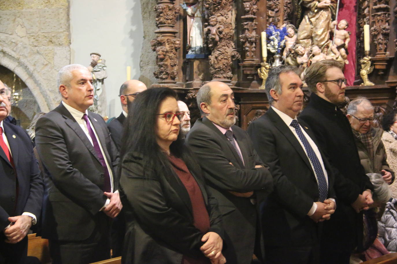 El acto se desarrolló en una repleta iglesia del Mercado, con motivo de la fiesta parroquial.