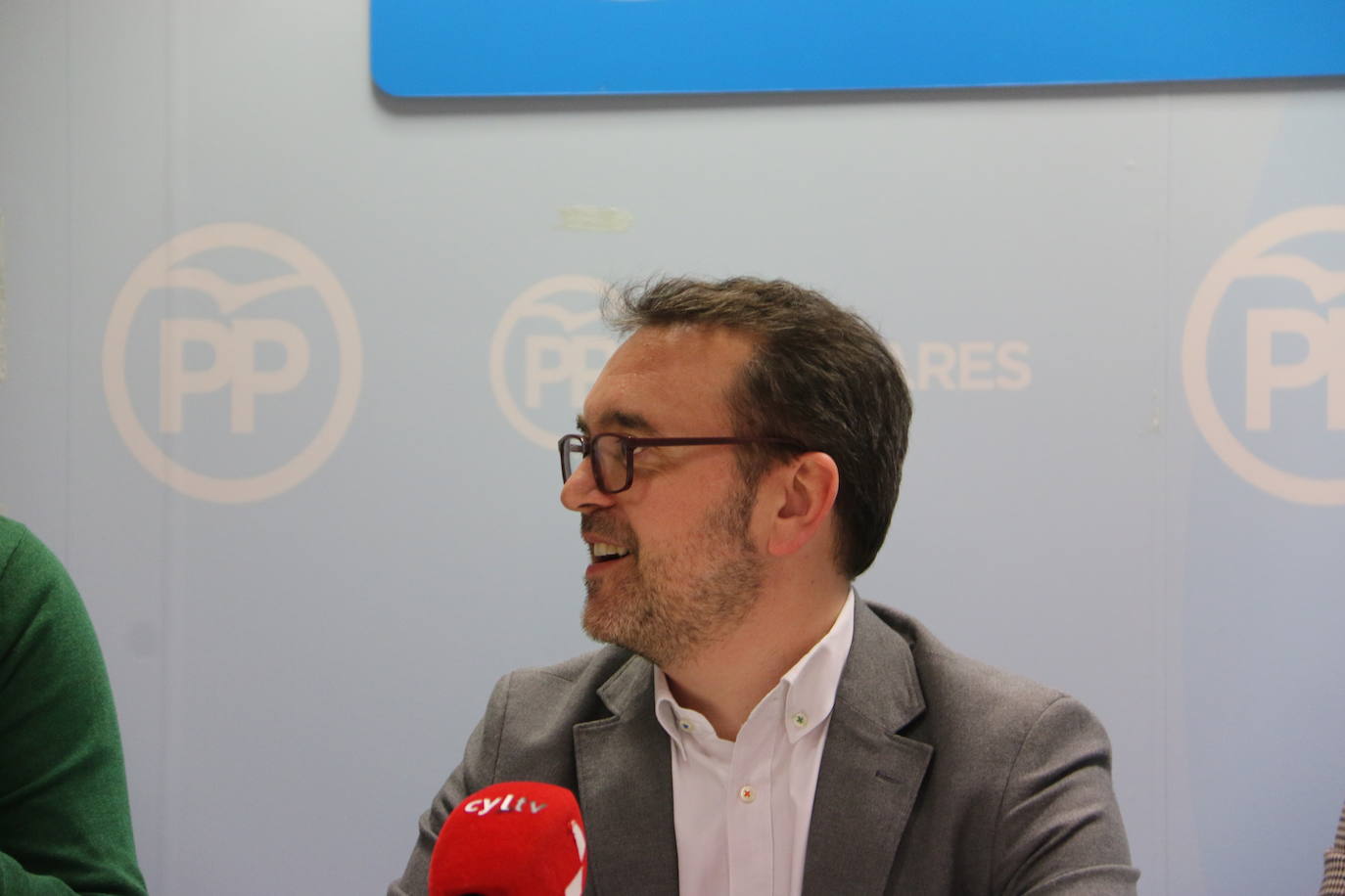 Rueda de prensa de los procuradores del PP de León.