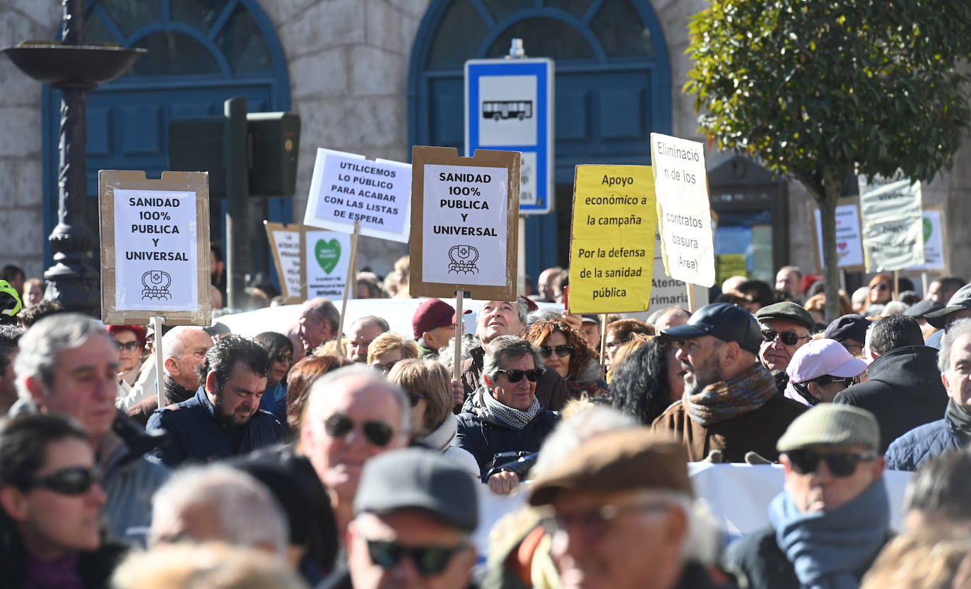 Fotos: Manifestación en Burgos en defensa de la Sanidad Pública