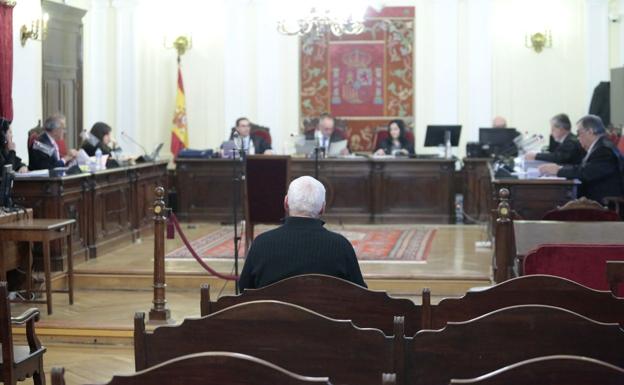 Inicio del juicio por el incendio que arrasó 9.816 hectáreas en La Cabrera en el año 2017.