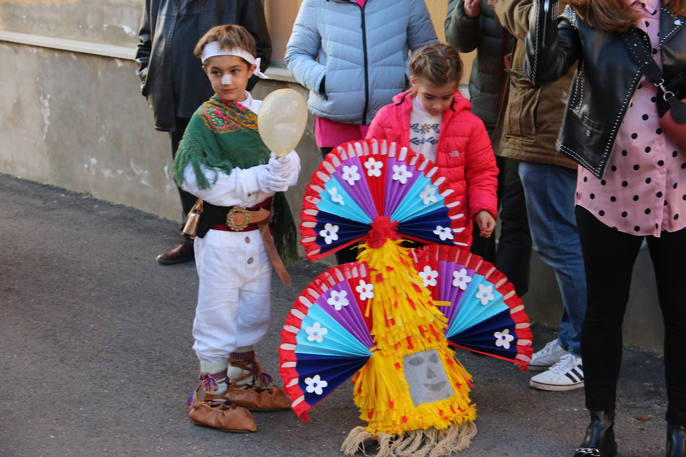 Cimanes del Tejar ha celebrado una de sus fiestas más enraizadas, el antruejo más tradicional