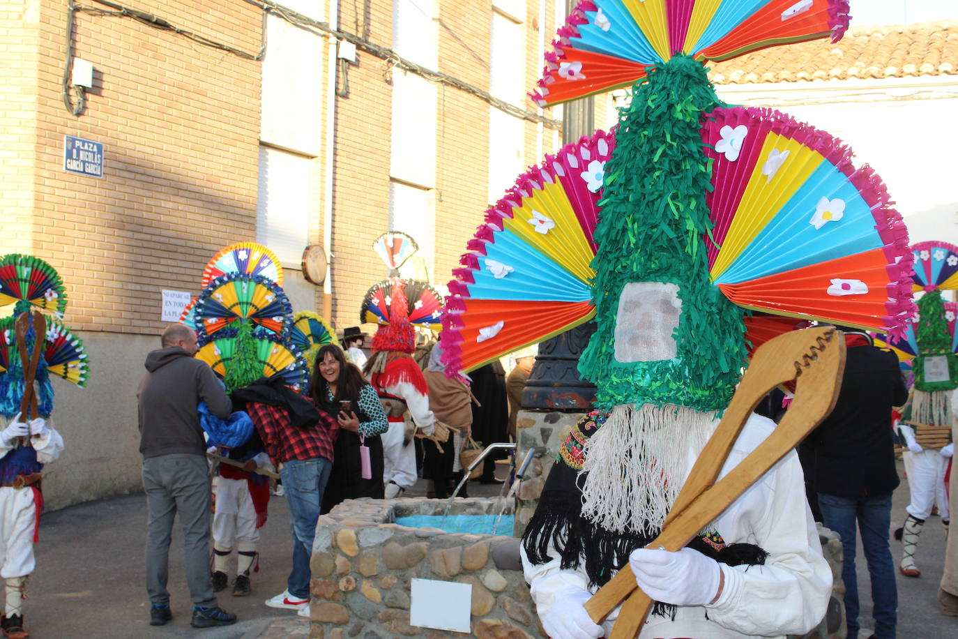 Cimanes del Tejar ha celebrado una de sus fiestas más enraizadas, el antruejo más tradicional