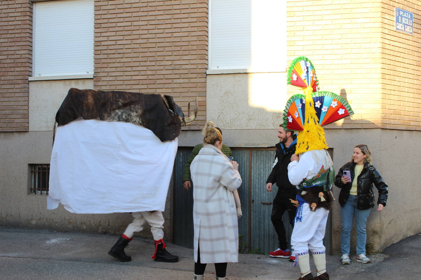 Cimanes del Tejar ha celebrado una de sus fiestas más enraizadas, el antruejo más tradicional