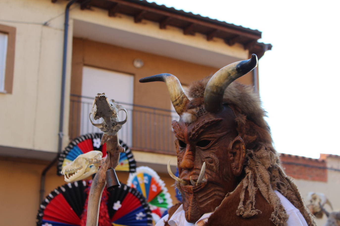 Cimanes del Tejar ha celebrado una de sus fiestas más enraizadas, el antruejo más tradicional