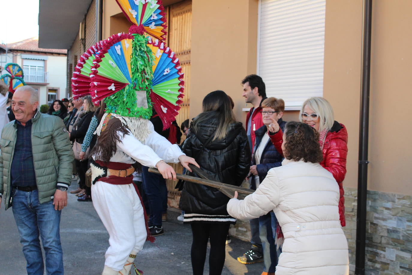 Cimanes del Tejar ha celebrado una de sus fiestas más enraizadas, el antruejo más tradicional