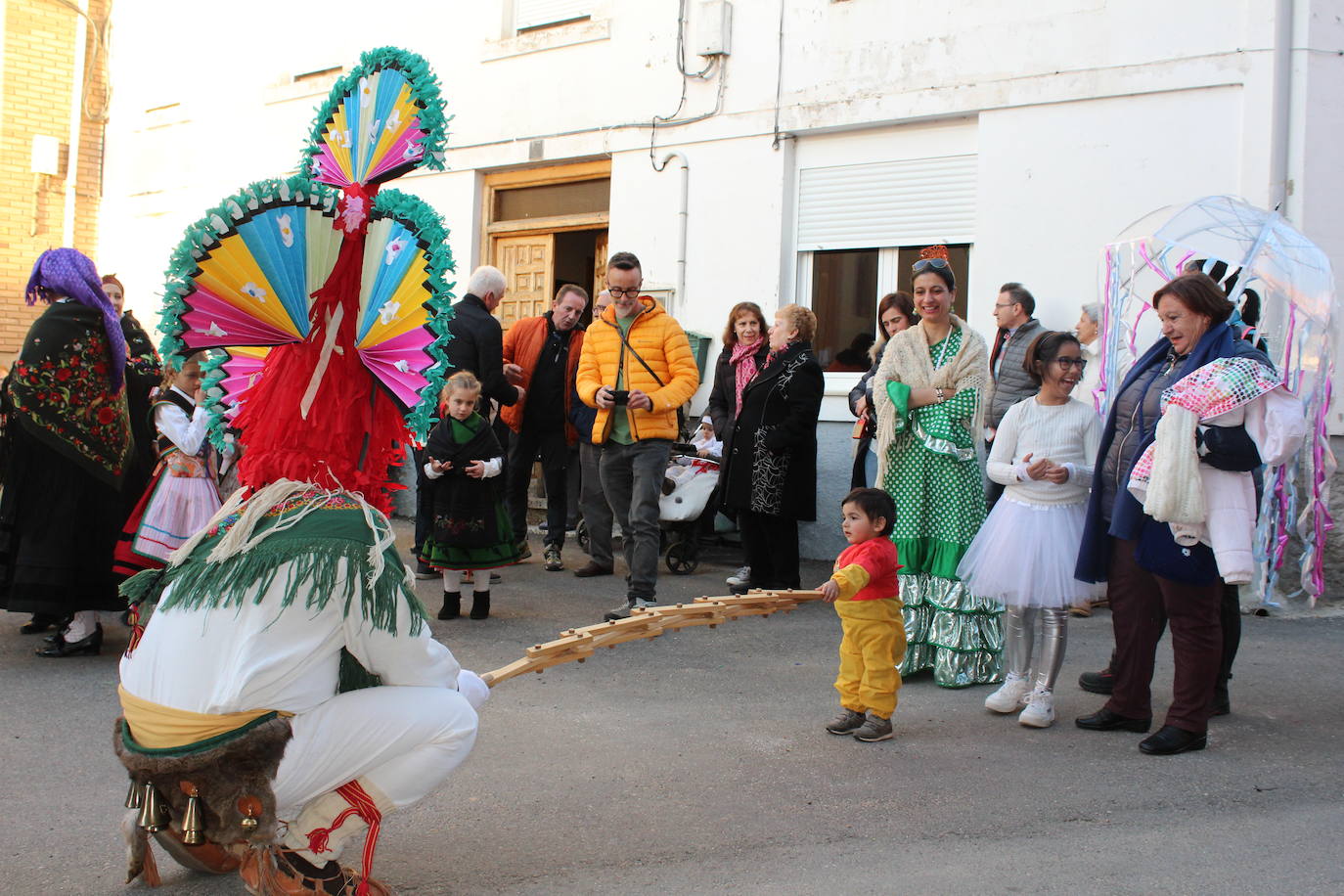 Cimanes del Tejar ha celebrado una de sus fiestas más enraizadas, el antruejo más tradicional